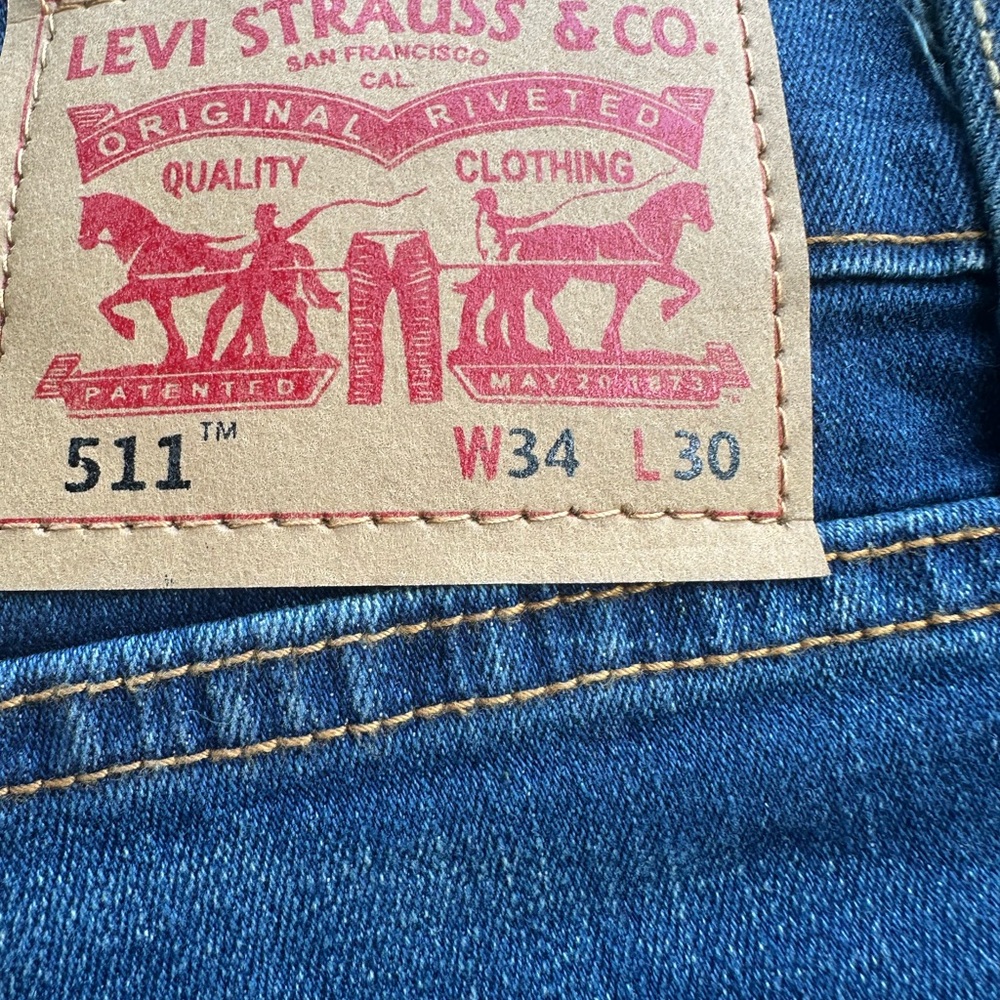 Levi's Slim Fit Denim Jeans NEW with tags